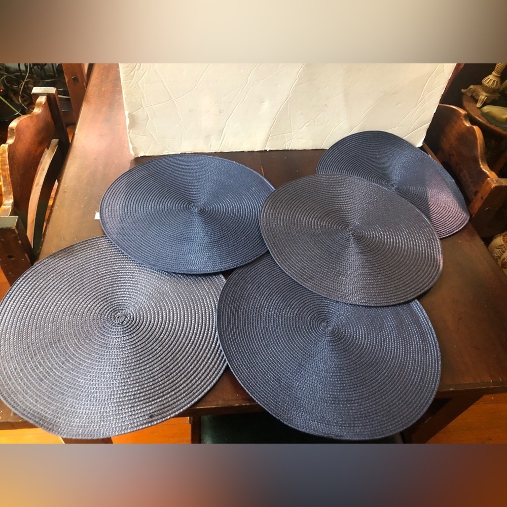 Blue Placemats. 5.